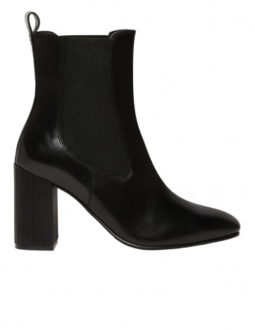 Черевики Calle