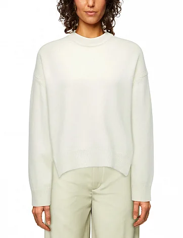 Джемпер Liziela