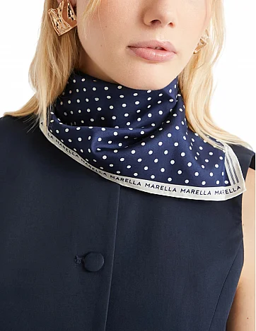 Платок Mlaattinia