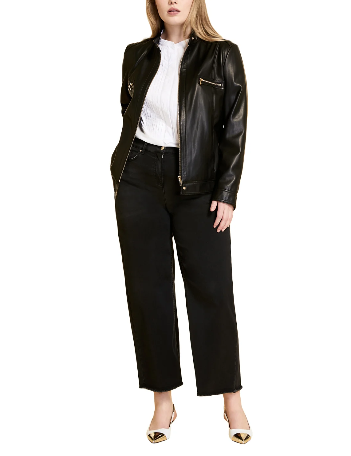 №1: Декорированы стразами (Marc Cain)