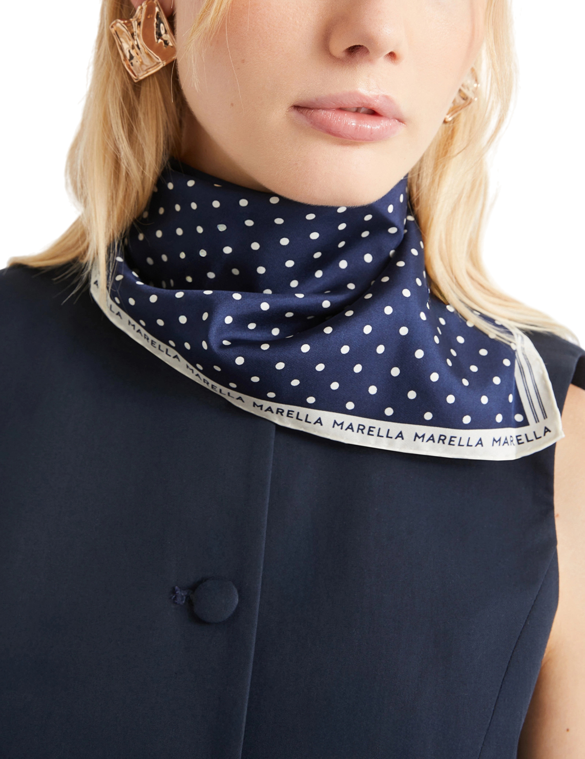 Платок Mlaattinia