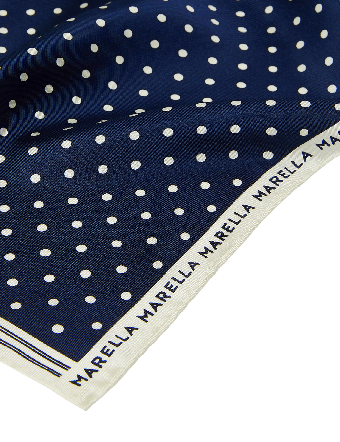 Платок Mlaattinia